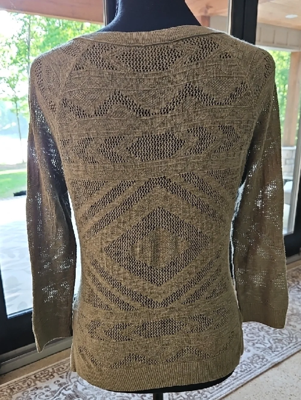 American Eagle Outfitters Olive Knit Button-Front Cardigan. Size M - Picture 2 of 3
